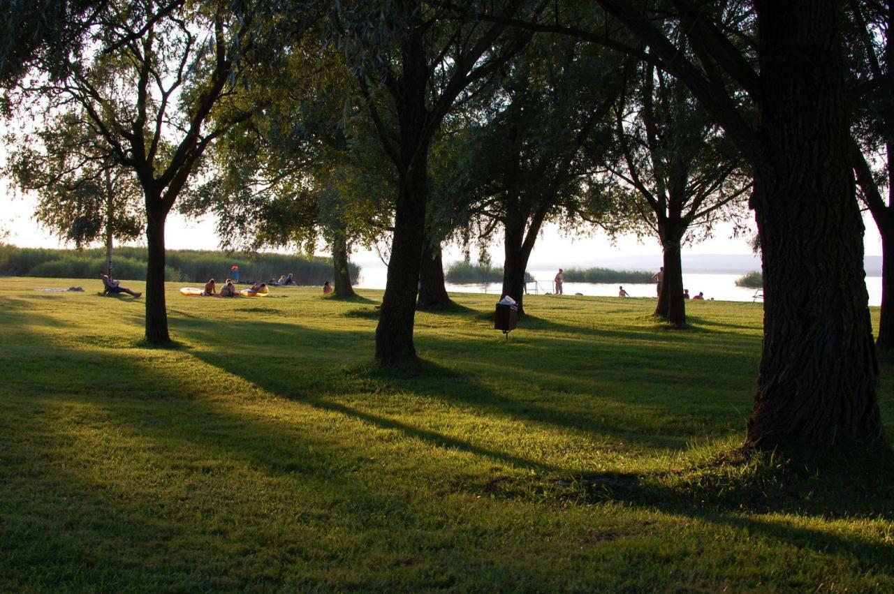 Balatonberény Lake House Farsang المظهر الخارجي الصورة